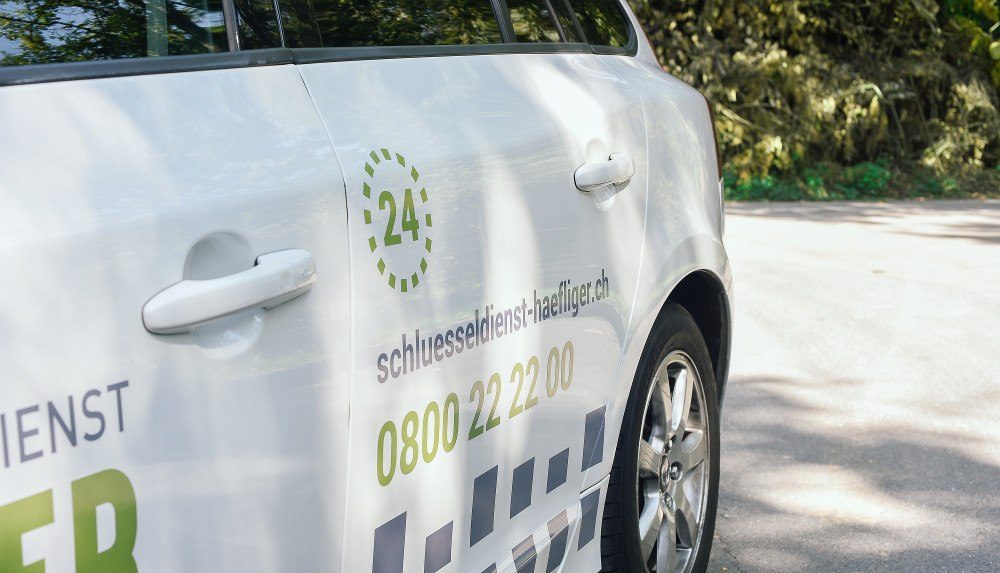 Schlüsseldienst Urdorf Einsatzfahrzeug